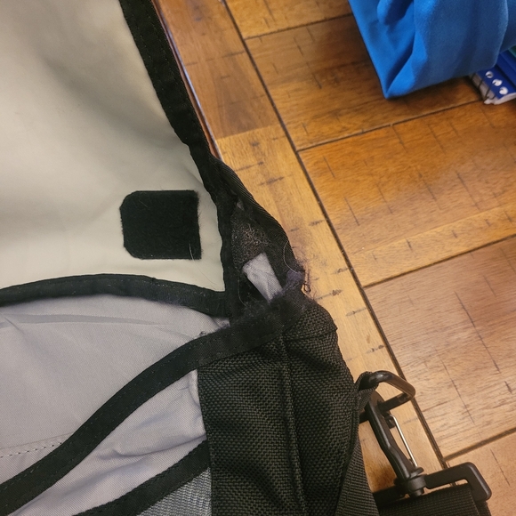 Timbuk2 laptop messenger bag - Picture 11 of 16